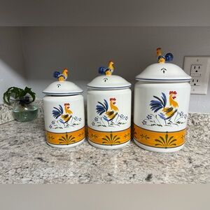 Vintage Avon The Provençal Chicken Rooster Canisters w/lids Set Of 3 (no damage)